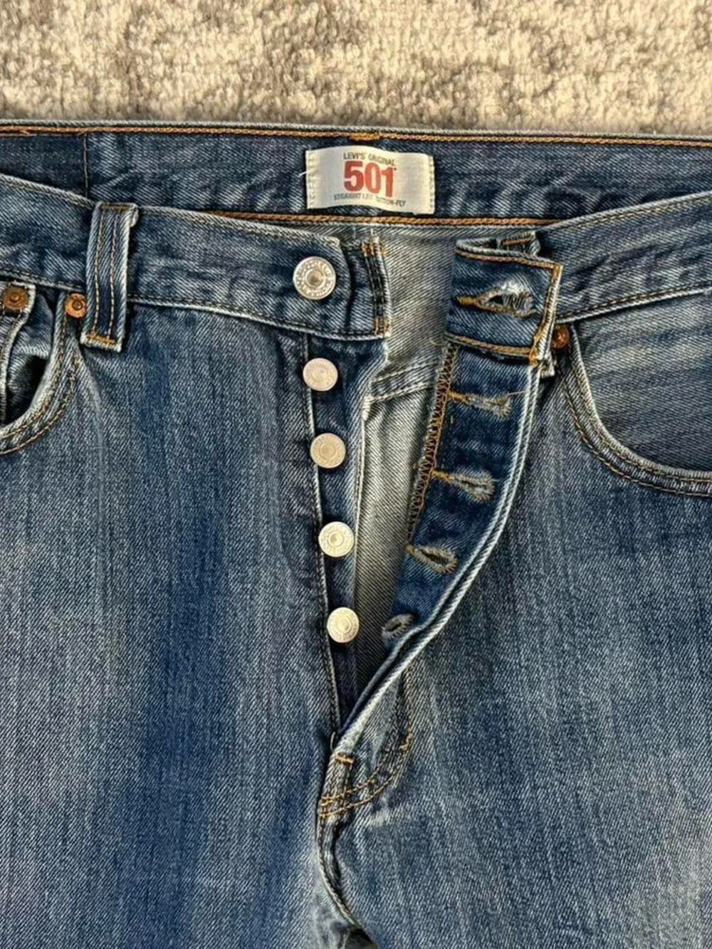Levi's 501 blue denim straight button fly jeans size 34/30